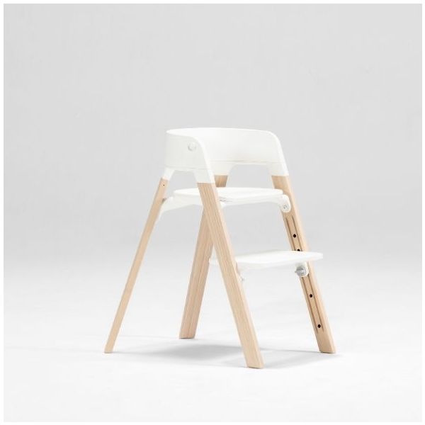 Steps™ Chair - White / Natural