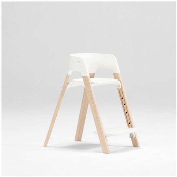 Steps™ Chair - White / Natural