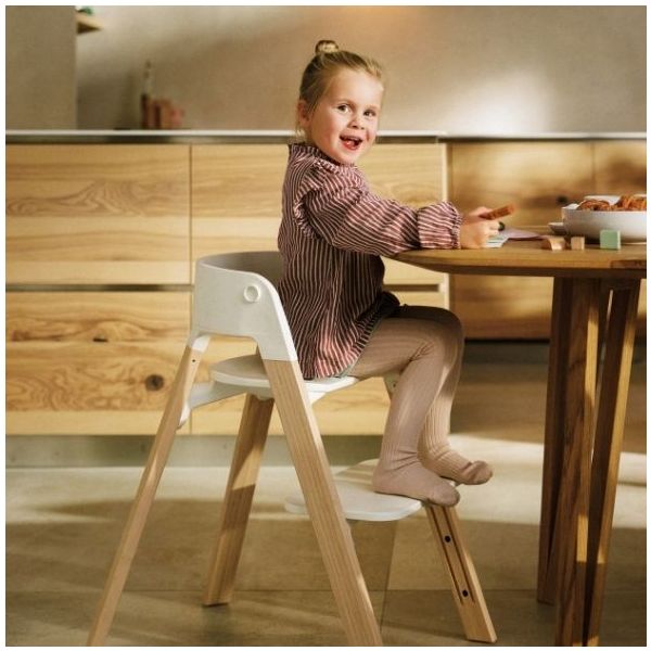 Steps™ Chair - White / Natural
