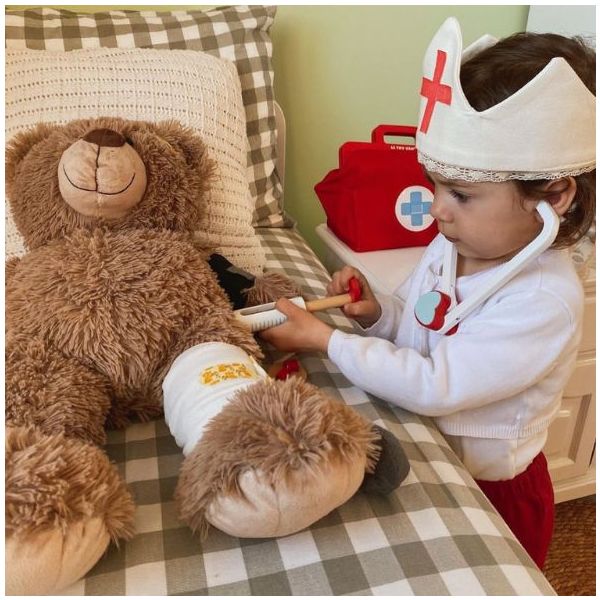 Set de docteur en bois