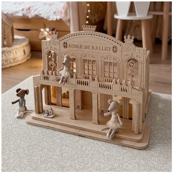 Maison de poupée - École de Ballet Parisien
