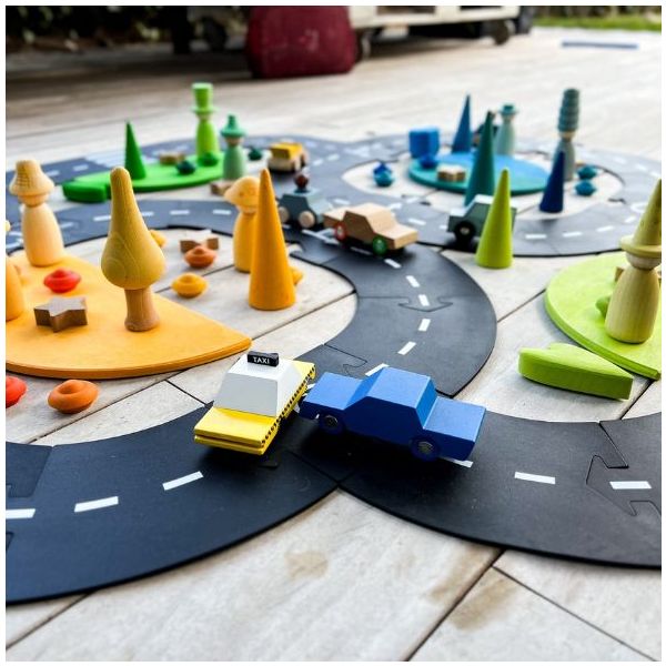 Flexible & Waterproof Toy Car Road - Car Included - Highway (24 pieces)