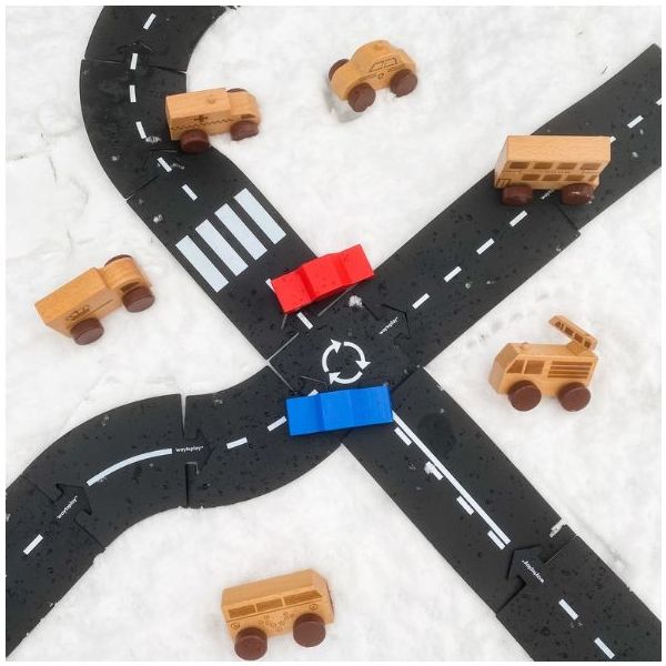 Flexible & Waterproof Toy Car Road - Car Included - Highway (24 pieces)