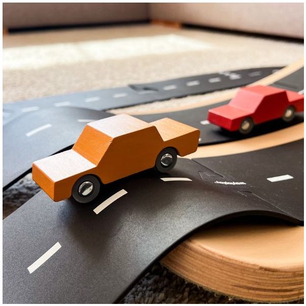 Flexible & Waterproof Toy Car Road - Cars Included - King of the Road (40 pieces)