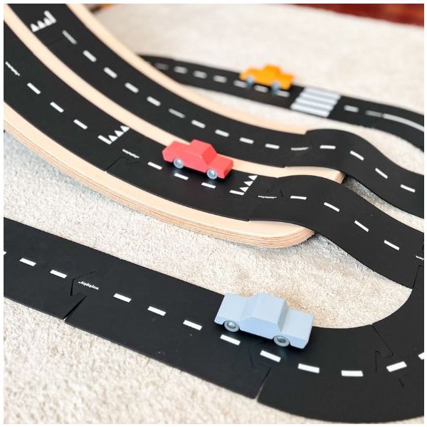 Flexible & Waterproof Toy Car Road - Cars Included - King of the Road (40 pieces)