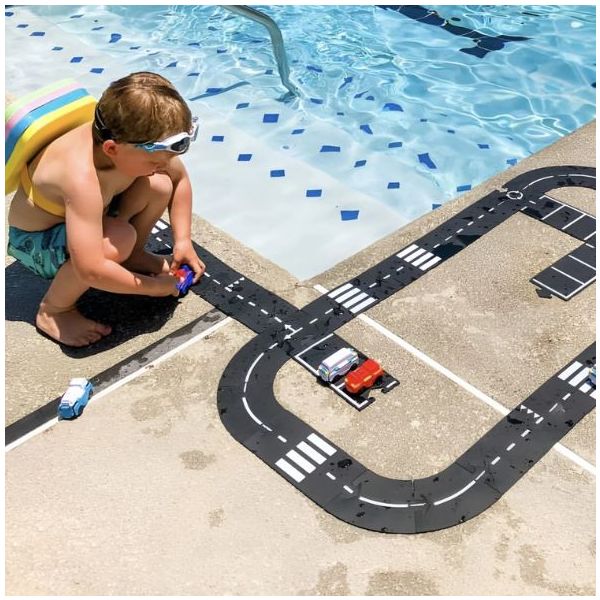 Flexible & Waterproof Toy Car Road - Car Included - Highway (24 pieces)
