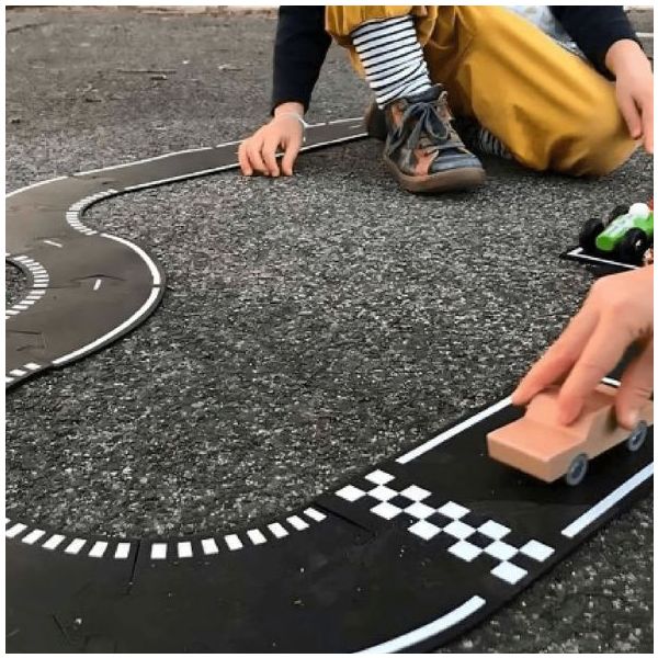 Flexible & Waterproof Toy Car Road - Grand Prix (24 pieces)