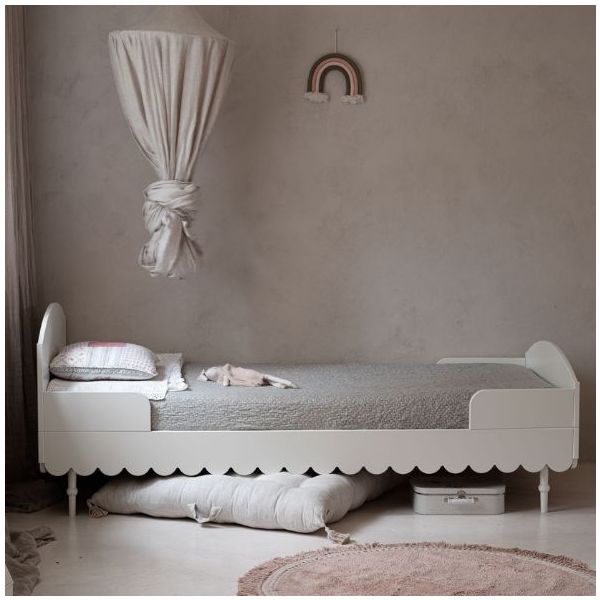 Babushka Single Bed 90 x 200 cm - White