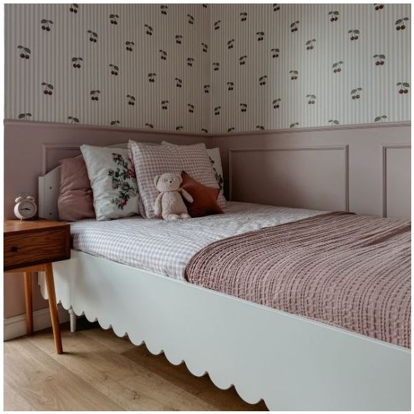 Babushka Single Bed 90 x 200 cm - White