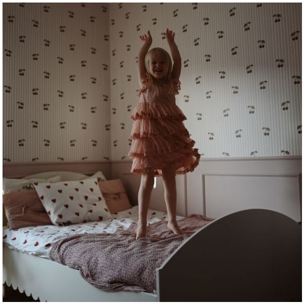 Babushka Single Bed 90 x 200 cm - White