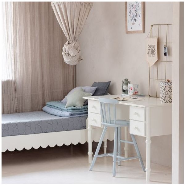 Babushka Single Bed 90 x 200 cm - White