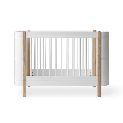 Lit bébé évolutif Wood Mini+ avec kit de conversion (0-9 ans) - Blanc / Chêne