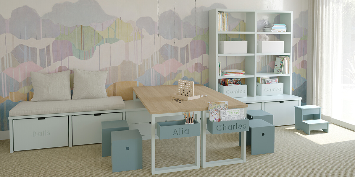 Muba - Asoral - Bespoke playroom with shelves, storage units and table in Caribe color. Stools and hanging boxes in Malibu color. Table top in Oak Pancake. 